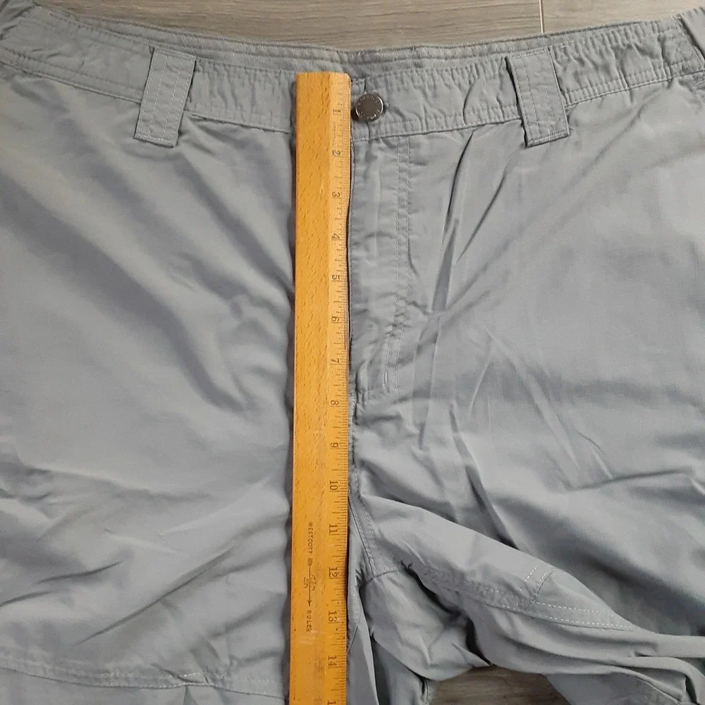 Columbia Mens Gray Nylon Ripstop Cargo Hiking Shorts 42W 12L Outdoor Utility